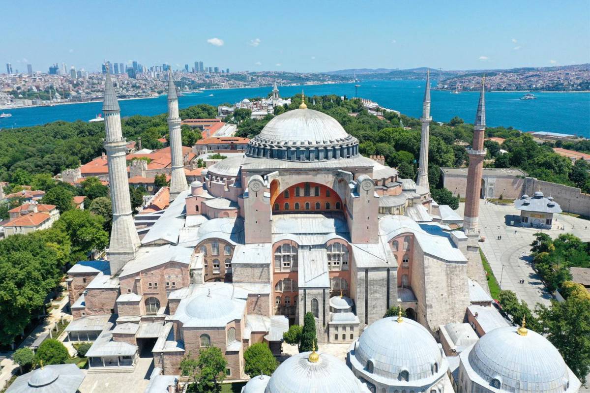 Essence of Istanbul Discovering the City in 4 Days